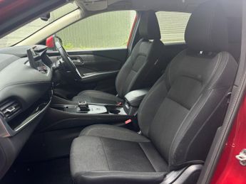 Nissan Qashqai 1.3 DiG-T MH 158 N-Connecta 5dr Xtronic