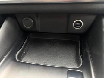 Nissan Qashqai 1.3 DiG-T MH 158 N-Connecta 5dr Xtronic