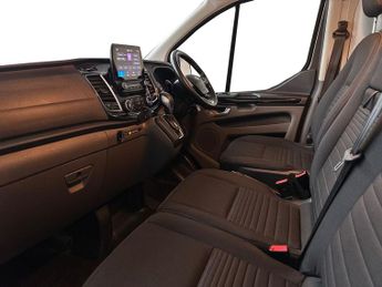Ford Transit Custom 300 SWB 2.0 Tdci Limited 130PS Auto