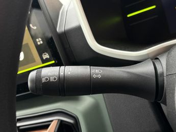 Dacia Spring 27kWh Extreme 65 48kW 5dr Auto