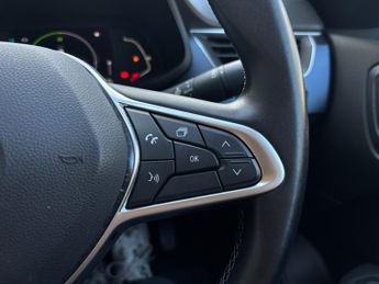 Renault Arkana 1.6 E-TECH Hybrid 145 Iconic 5dr Auto