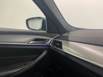 BMW 5 Series 2.0 520d M Sport Auto Euro 6 (s/s) 4dr