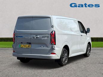 Ford Transit Custom 320 SWB Limited 65kWh 100kw / 136PS Auto