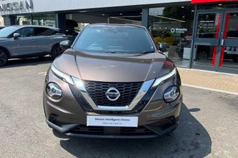Nissan Juke 1.0 DIG-T N-Connecta (114ps) DCT 5-Door