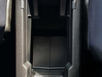 Peugeot 2008 1.2 PureTech 130 Allure Premium 5dr