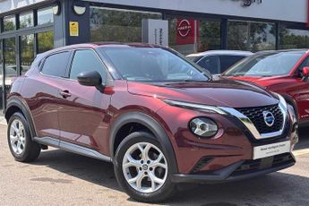 Nissan Juke 1.0 DIG-T N-Connecta (114ps) DCT 5-Door