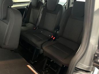 Ford Transit Custom 2.0 320 EcoBlue Trend Kombi Auto L1 H1 Euro 6 (s/s) 5dr