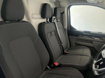 Ford Transit Custom 320 Limited L1 H1 SWB 2.0 EcoBlue 136ps Auto