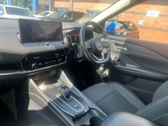 Nissan Qashqai 1.3 DiG-T MH 158 N-Connecta 5dr Xtronic