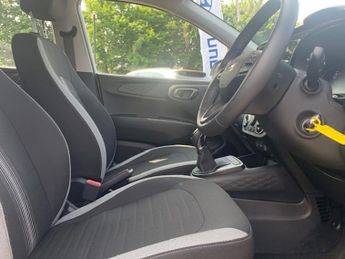 Hyundai i10 1.0 (63ps) Advance Auto