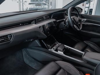 Audi E-tron 300kW 55 Quattro 95kWh S Line 5dr Auto