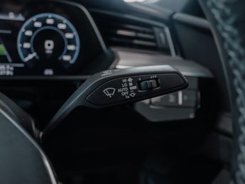 Audi E-tron 300kW 55 Quattro 95kWh S Line 5dr Auto