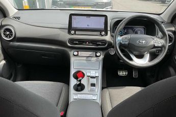 Hyundai Kona Electric SUV E (204ps) Premium 64kWh 7kW OBC