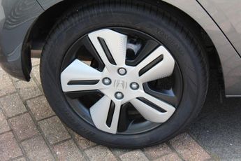 Honda Jazz 1.5 i-MMD (107ps) EX