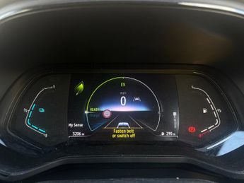 Renault Clio 1.6 E-TECH Hybrid 140 Lutecia SE 5dr Auto