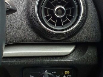 Audi A3 1.0 TFSI SE Technik 5dr