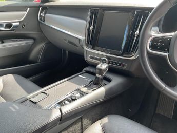 Volvo V90 2.0 T4 Momentum 5dr Geartronic