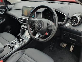 MG HS 1.5 T-GDI Trophy 5dr DCT