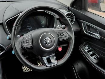 MG HS 1.5 T-GDI Trophy 5dr DCT