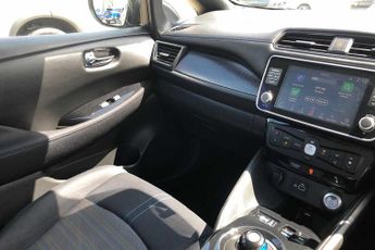 Nissan LEAF E (110kw) Acenta (40kWh) 5 Dr Hatchback