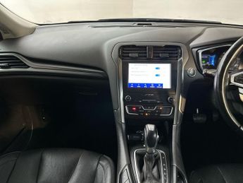 Ford Mondeo 4Dr Titanium 2.0 Hybrid 187PS Auto