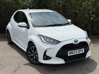 Toyota Yaris 1.5 VVT-h Design E-CVT Euro 6 (s/s) 5dr