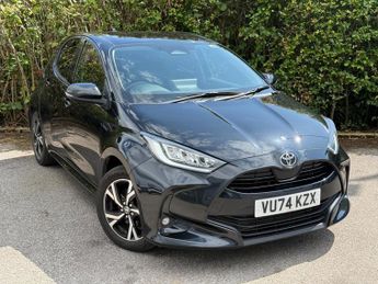 Toyota Yaris 1.5 VVT-h Design E-CVT Euro 6 (s/s) 5dr