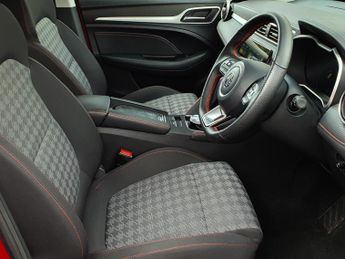 MG ZS 115kW SE EV Long Range 73kWh 5dr Auto
