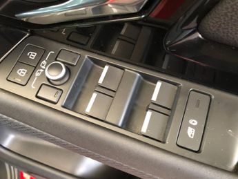 Land Rover Range Rover Evoque 1.5 P300e S 5dr Auto