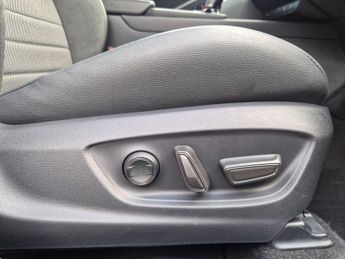 Toyota CHR 1.8 VVT-h Excel CVT Euro 6 (s/s) 5dr