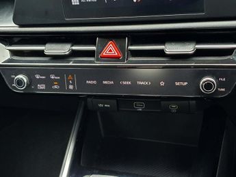 Kia Niro 1.6 GDi Hybrid 2 5dr DCT