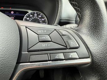 Nissan Juke 1.0 DIG-T (114ps) N-Connecta