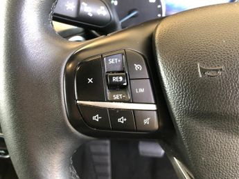 Ford Kuga 2.5 PHEV Titanium 5dr CVT