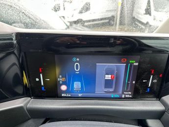 Ford Transit Custom 320 SWB Limited 65kWh 100kw / 136PS Auto
