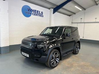 Land Rover Defender 3.0 D250 MHEV SE Hard Top SUV Auto 4WD SWB Euro 6 (s/s) 3dr