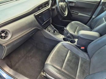 Toyota Auris 1.8 VVT-h Excel CVT Euro 6 (s/s) 5dr