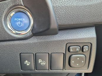 Toyota Auris 1.8 VVT-h Excel CVT Euro 6 (s/s) 5dr