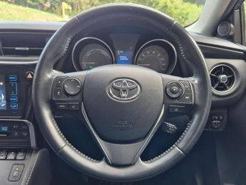 Toyota Auris 1.8 VVT-h Excel CVT Euro 6 (s/s) 5dr
