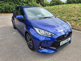 Toyota Yaris 1.5 VVT-h Design E-CVT Euro 6 (s/s) 5dr