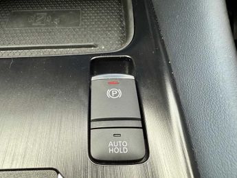 Nissan Qashqai 1.3 DiG-T MH 158 Tekna 5dr Xtronic