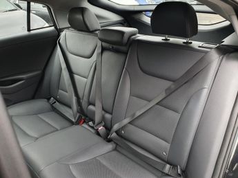 Hyundai Ioniq 1.6 GDi Hybrid Premium SE 5dr DCT