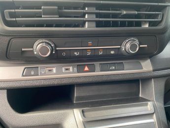 Peugeot Expert e 1000 75kWh Professional Standard Panel Van Auto MWB 6dr (7.4kW