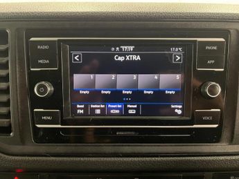 Volkswagen Crafter 2.0 TDI CR35 Commerce Plus Auto FWD LWB High Roof Euro 6 (s/s) 5