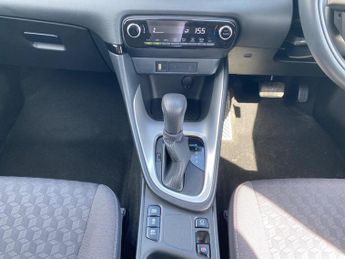 Toyota Yaris 1.5 VVT-h Icon E-CVT Euro 6 (s/s) 5dr