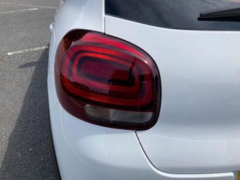 Citroen C3 1.2 PureTech PLUS EAT6 Euro 6 (s/s) 5dr