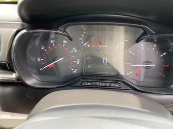 Citroen C3 1.2 PureTech PLUS EAT6 Euro 6 (s/s) 5dr