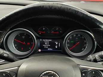 Vauxhall Insignia 2.0 Turbo D SRi Vx-line Nav 5dr