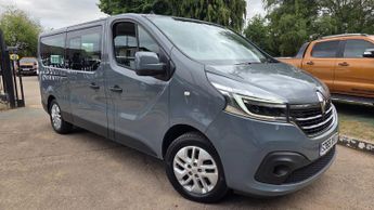 Renault Trafic LL30 ENERGY dCi 120 Sport Nav 9 Seater LONG