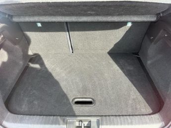 Renault Captur 1.3 TCE 140 Iconic 5dr EDC