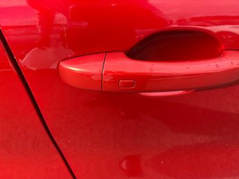 Renault Captur 1.3 TCE 140 Iconic 5dr EDC